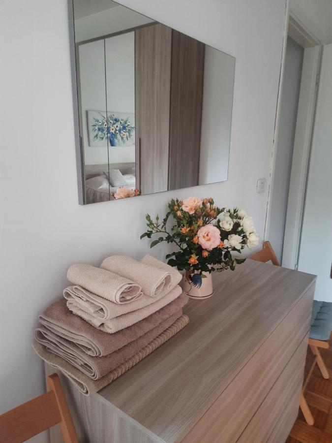 Vesna Apartment Desenzano del Garda Exterior foto