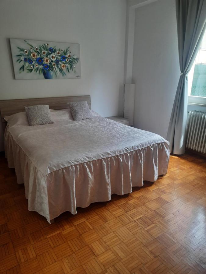 Vesna Apartment Desenzano del Garda Exterior foto